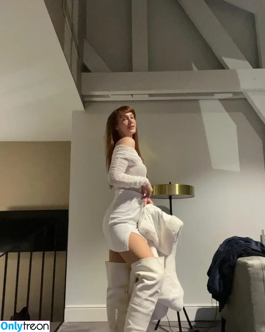 Sjokz nude photo #0239 (Eefje Depoortere / eefjah)