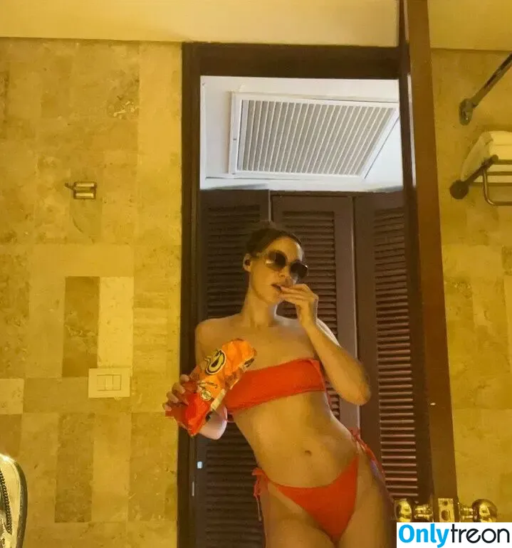 Sjokz nude photo #0247 (Eefje Depoortere / eefjah)