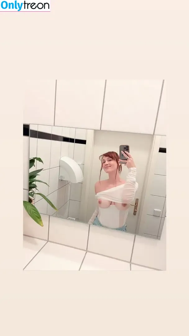 Sjokz nude photo #0344 (Eefje Depoortere / eefjah)
