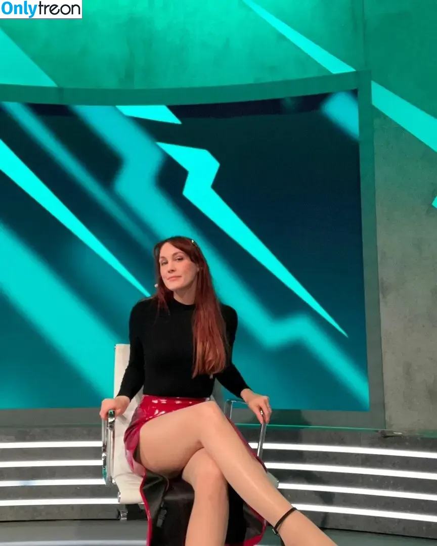 Sjokz nude photo #0349 (Eefje Depoortere / eefjah)