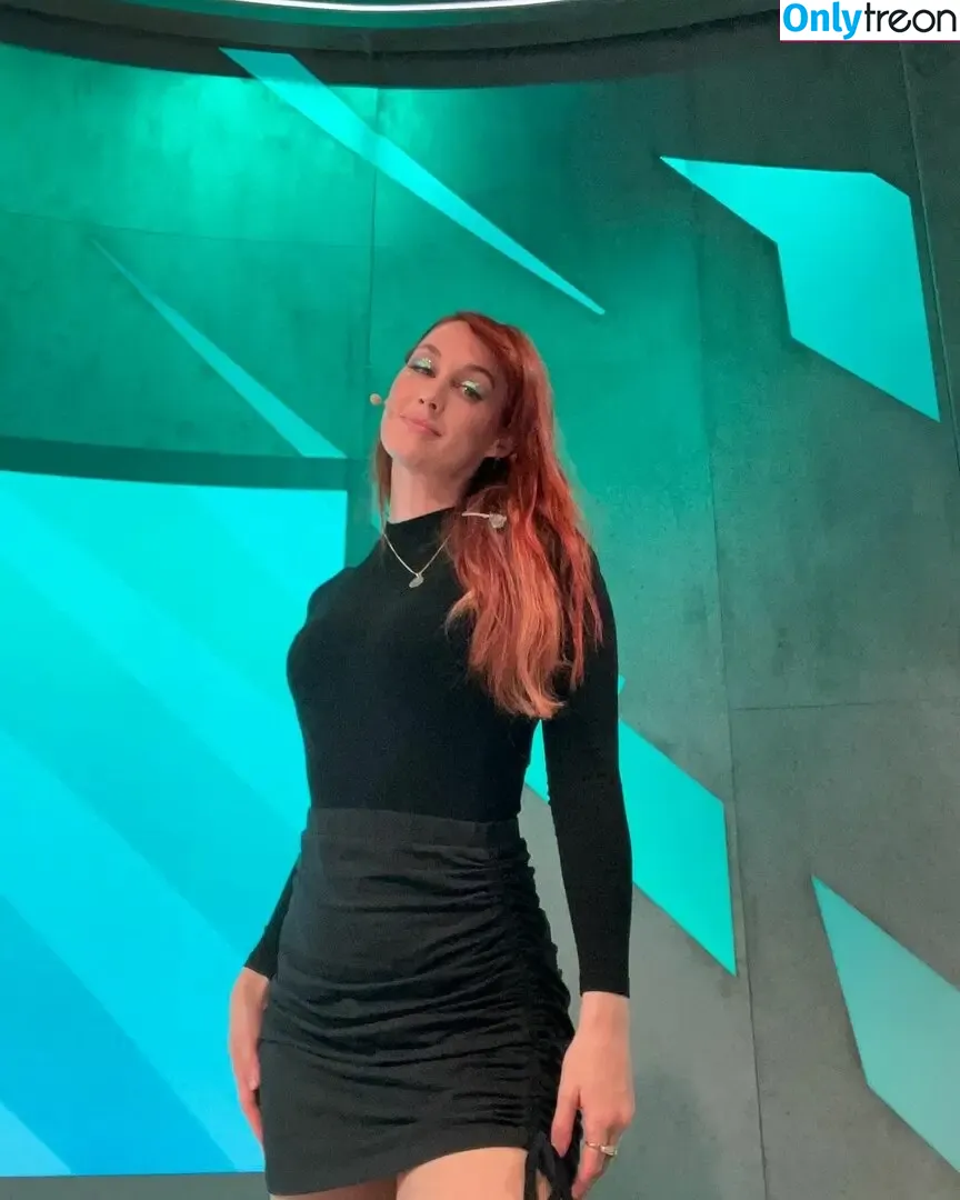 Sjokz nude photo #0393 (Eefje Depoortere / eefjah)