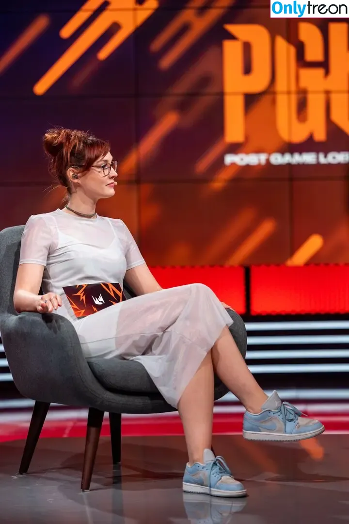 Sjokz nude photo #0406 (Eefje Depoortere / eefjah)