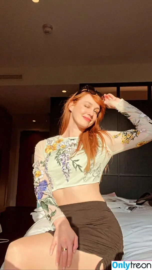 Sjokz nude photo #0483 (Eefje Depoortere / eefjah)