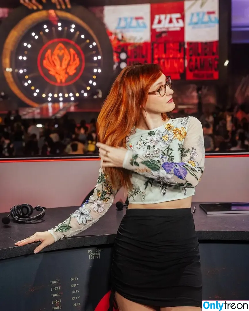 Sjokz nude photo #0487 (Eefje Depoortere / eefjah)
