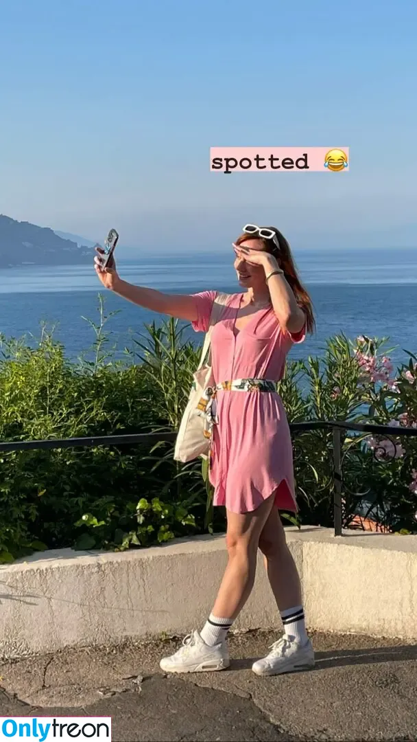 Sjokz nude photo #0539 (Eefje Depoortere / eefjah)