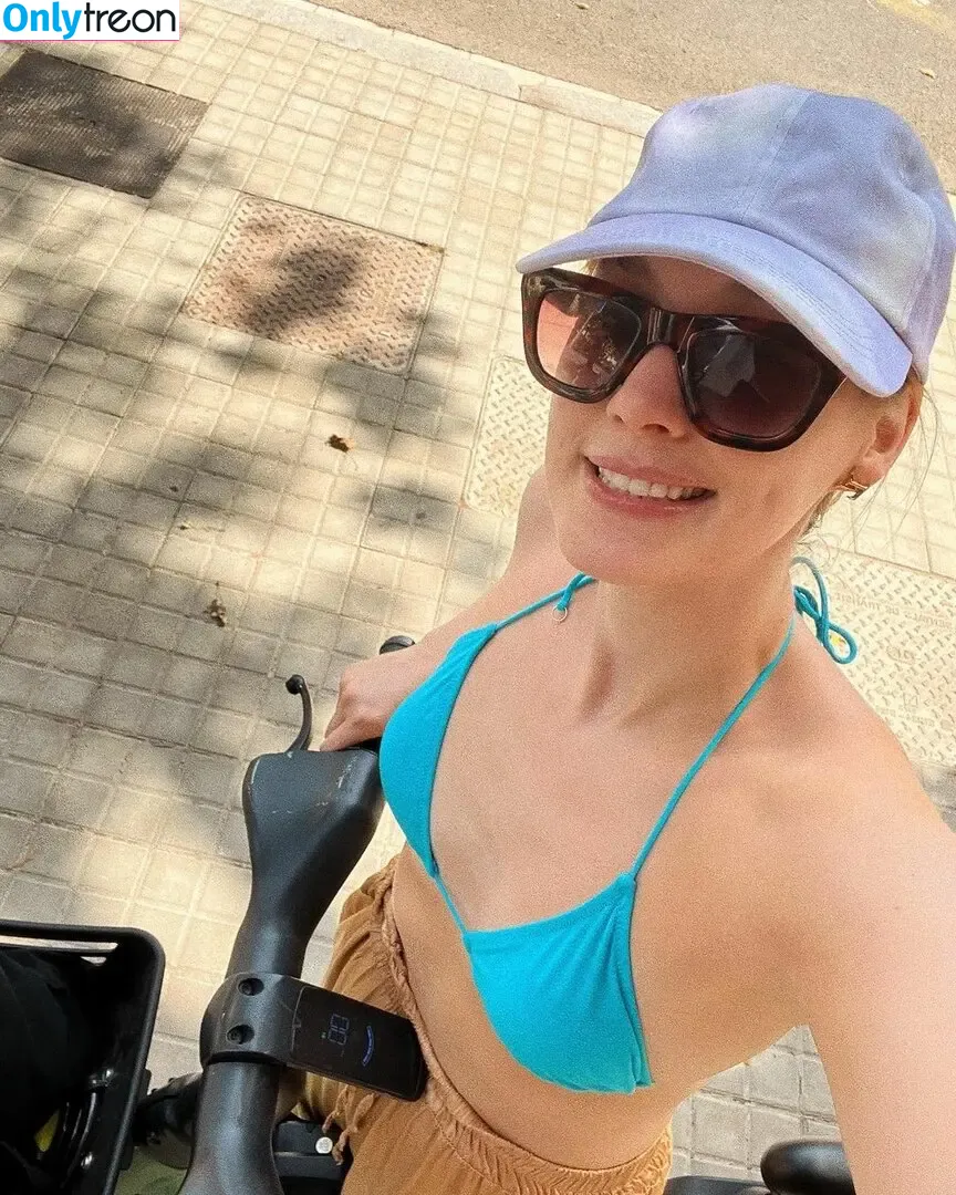 Sjokz nude photo #0602 (Eefje Depoortere / eefjah)