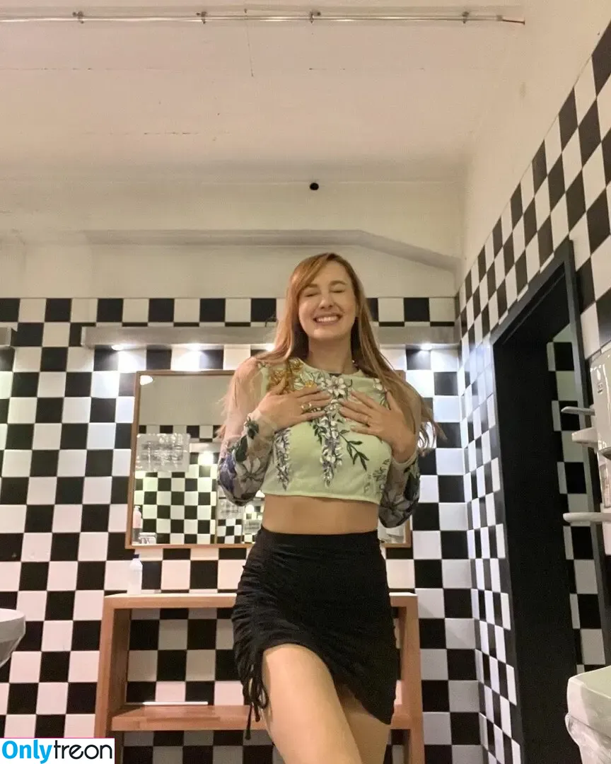 Sjokz nude photo #0634 (Eefje Depoortere / eefjah)