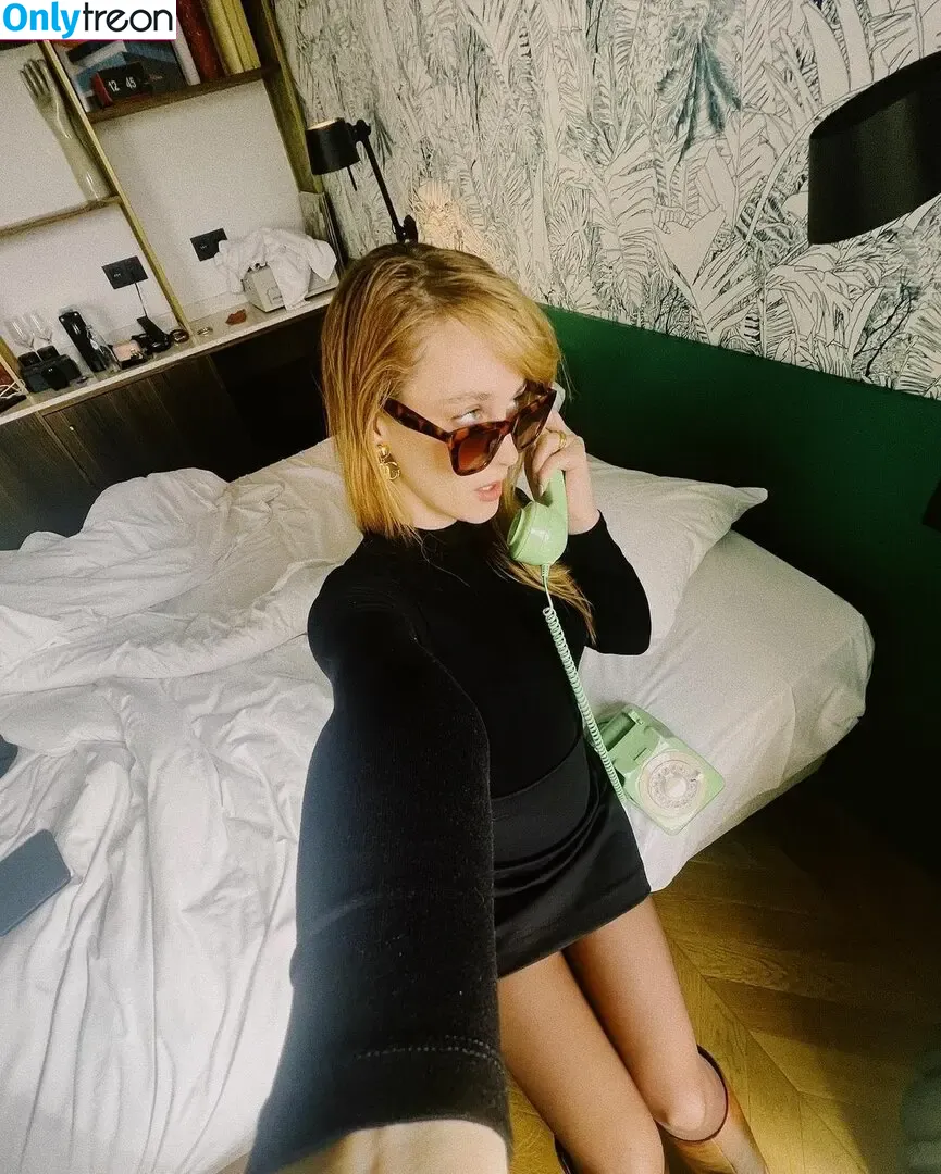 Sjokz nude photo #0691 (Eefje Depoortere / eefjah)
