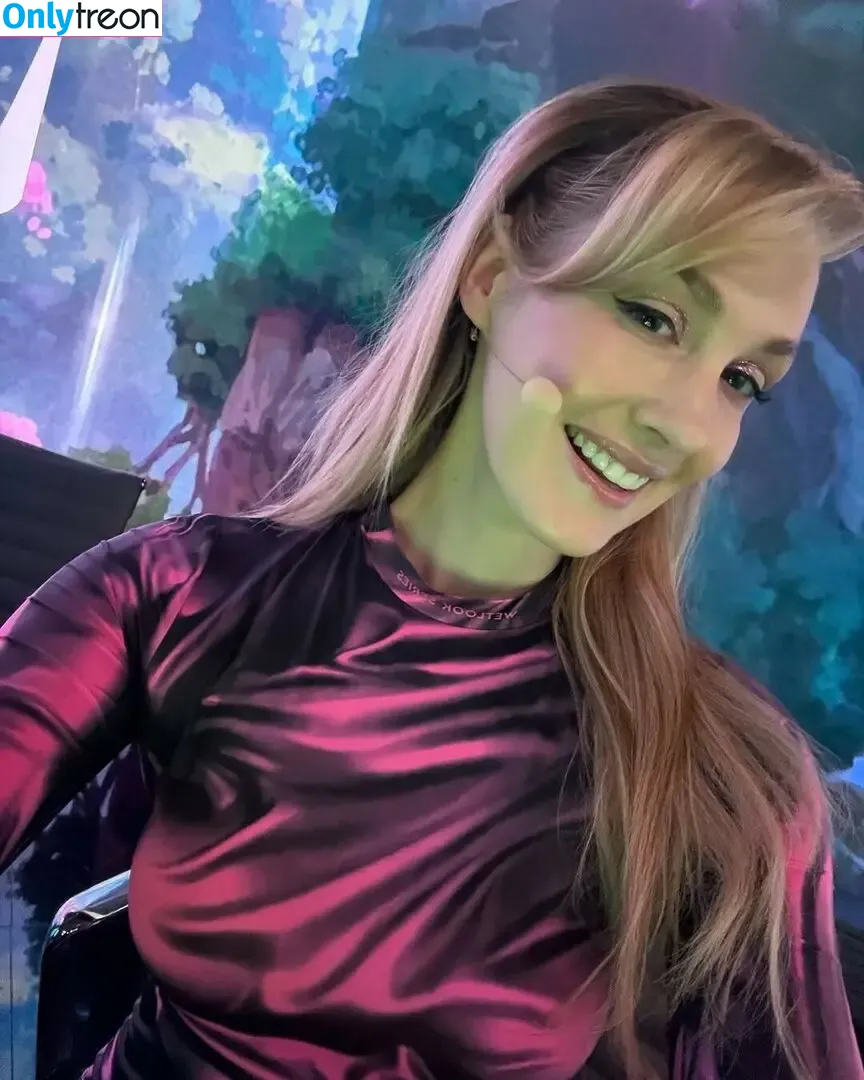 Sjokz nude photo #1478 (Eefje Depoortere / eefjah)