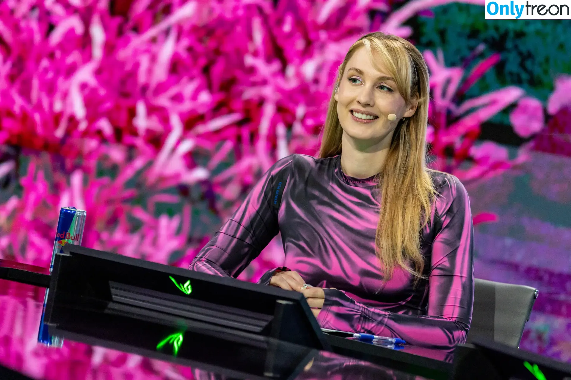 Sjokz nude photo #1482 (Eefje Depoortere / eefjah)