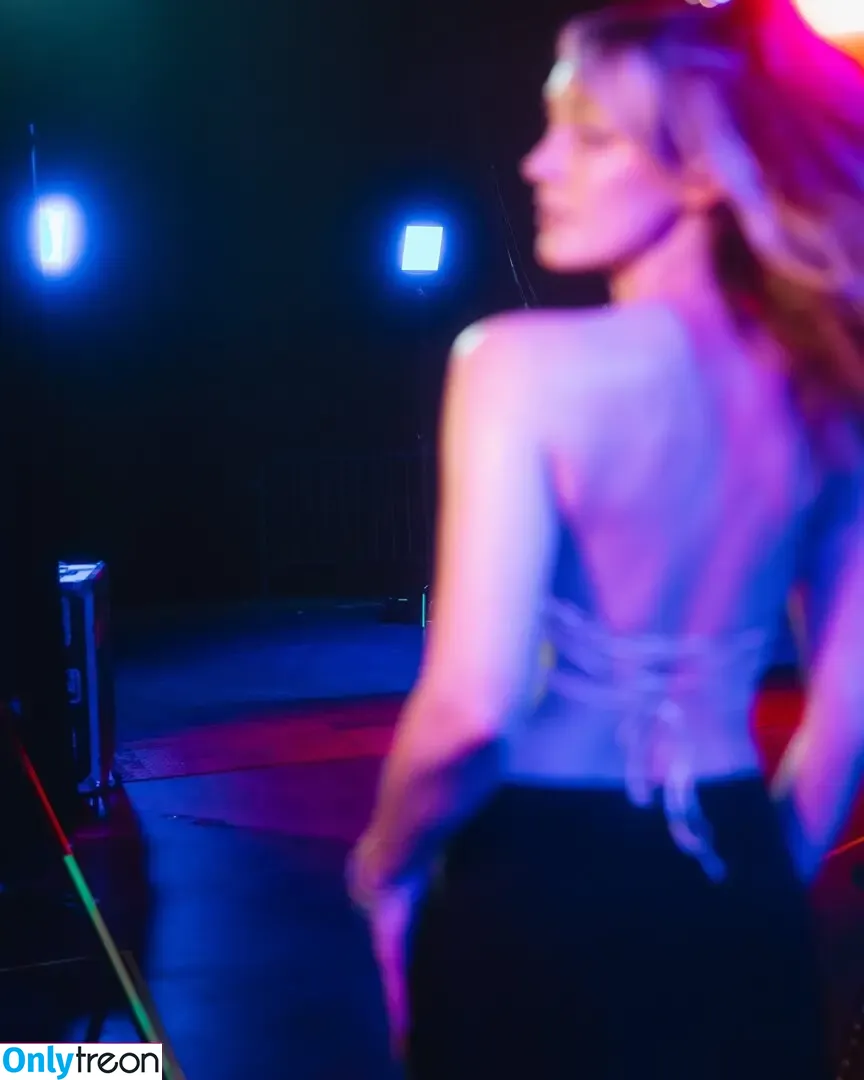 Sjokz nude photo #1536 (Eefje Depoortere / eefjah)