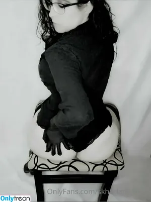 skharlata_witch / brujita.waifu nude photo #0012
