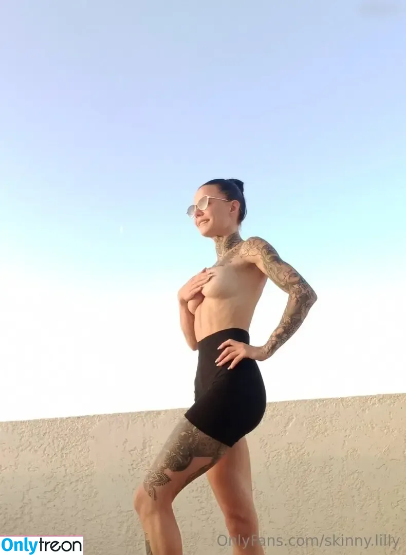 Skinny Lilly nude photo #0036 (skinny.lilly / skinnyfitlilly)