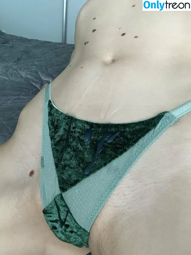 Skinny Minni nude photo #0010 (skinnieminnie242 / skinnyminniequeen)