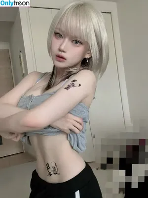  nude photo #0025