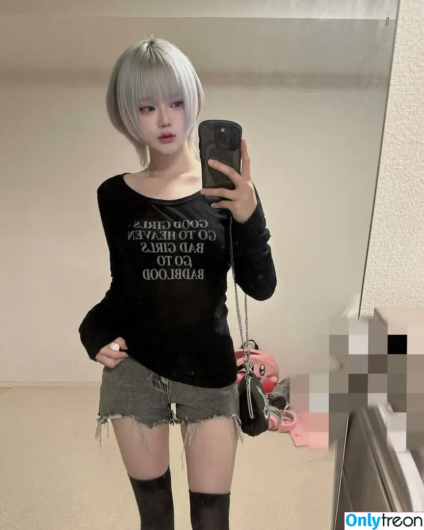 skr_u_ nude photo #0027 (skr_u_)