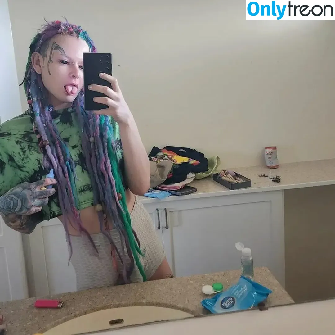 Sky Burrito nude photo #0053 (burritoirl / skyburrito)