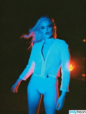 Sky Ferreira / skyferreira nude photo #0029