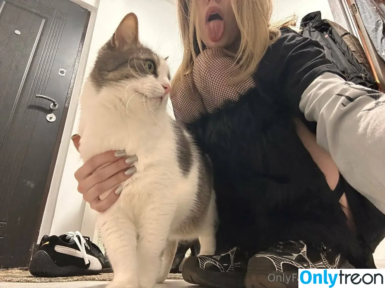 Skybon nude photo #0122 (Angelina / Reborngia / Skyrror / Sweetreborn / andreaschibono)
