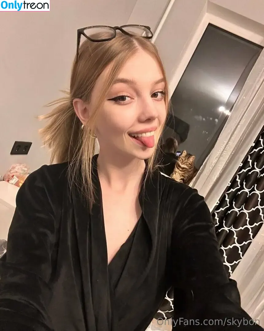 Skybon nude photo #0123 (Angelina / Reborngia / Skyrror / Sweetreborn / andreaschibono)