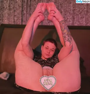 Skyeee_xx /  / Skyexxx / _SkyeXxX_ / _xrottenskyex_ nude photo #0028