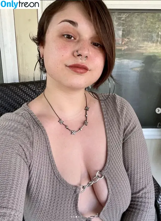 Skyeee_xx nude photo #0010 ( / Skyexxx / _SkyeXxX_ / _xrottenskyex_)