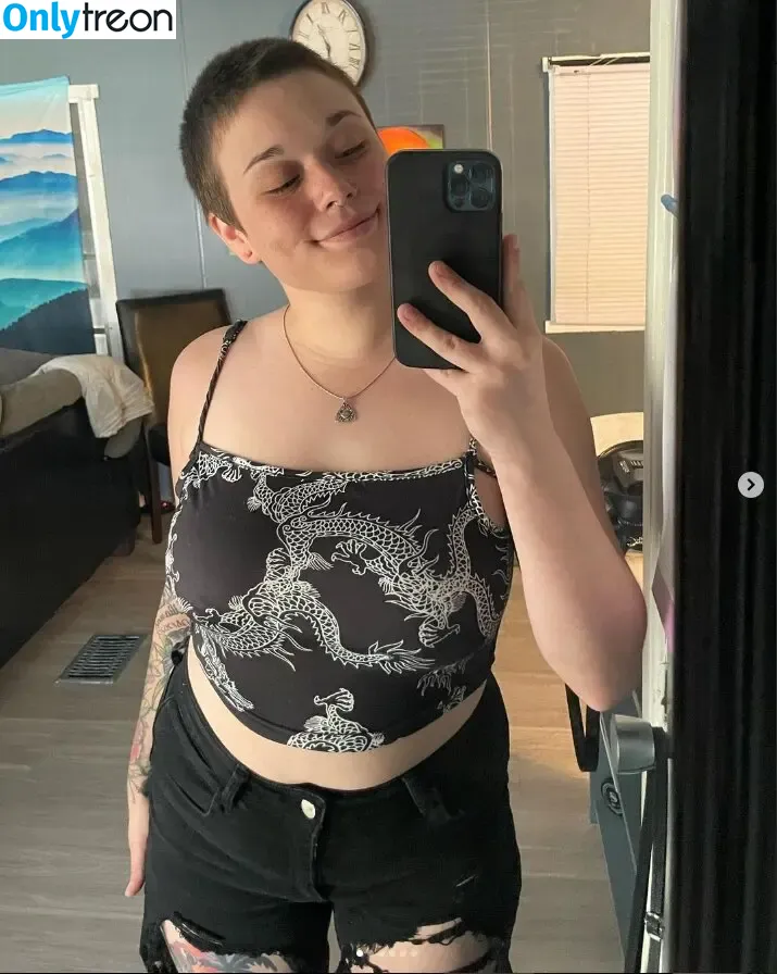 Skyeee_xx nude photo #0017 ( / Skyexxx / _SkyeXxX_ / _xrottenskyex_)
