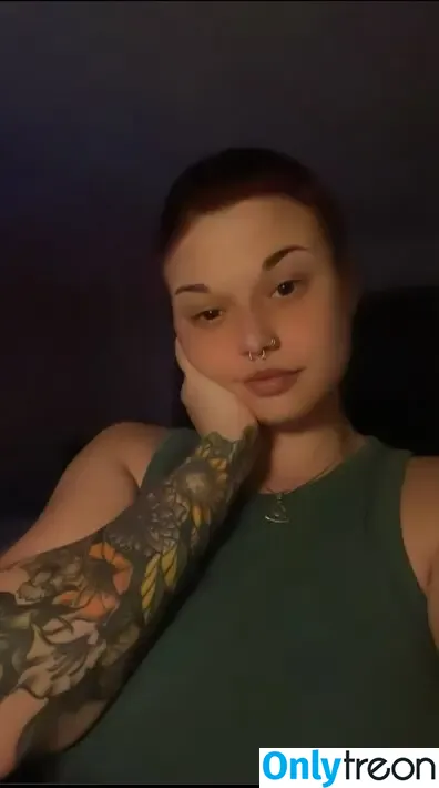 Skyeee_xx nude photo #0065 ( / Skyexxx / _SkyeXxX_ / _xrottenskyex_)