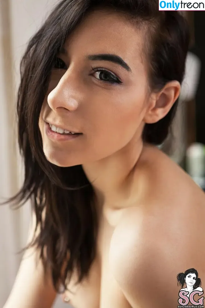 Skyhook Nova nude photo #0121 (SkyhookArt / skyhookarts / skyhooknova)