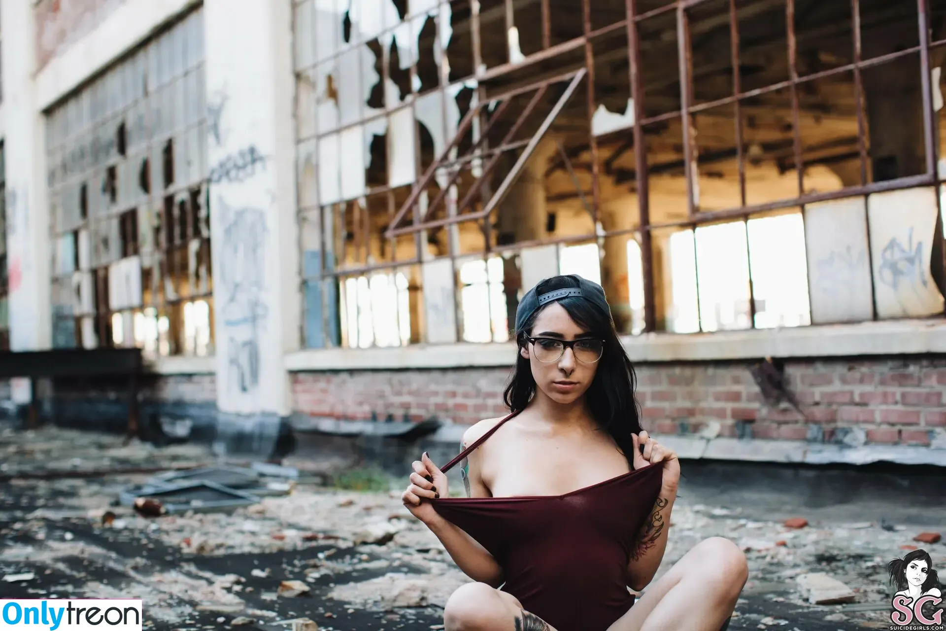 Skyhook Nova nude photo #0261 (SkyhookArt / skyhookarts / skyhooknova)
