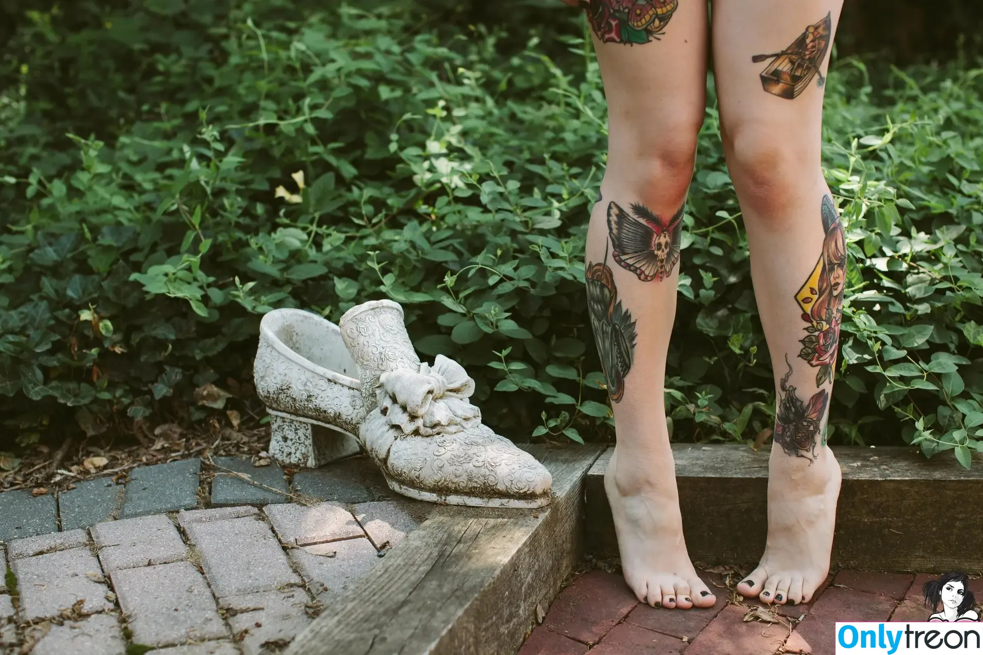 Skyhook Nova nude photo #0316 (SkyhookArt / skyhookarts / skyhooknova)