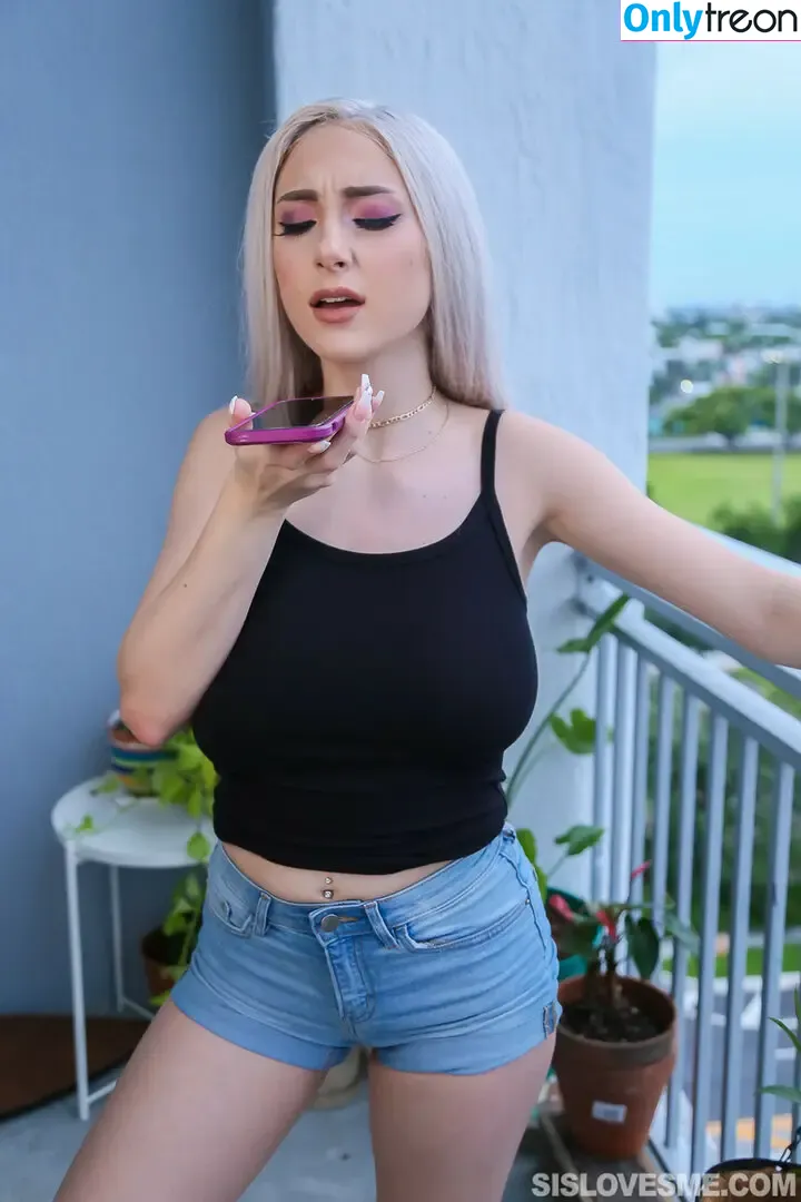 Skylar Vox nude photo #0401 (_skylarvox_ / onlyskylarvox / theskylarvox)