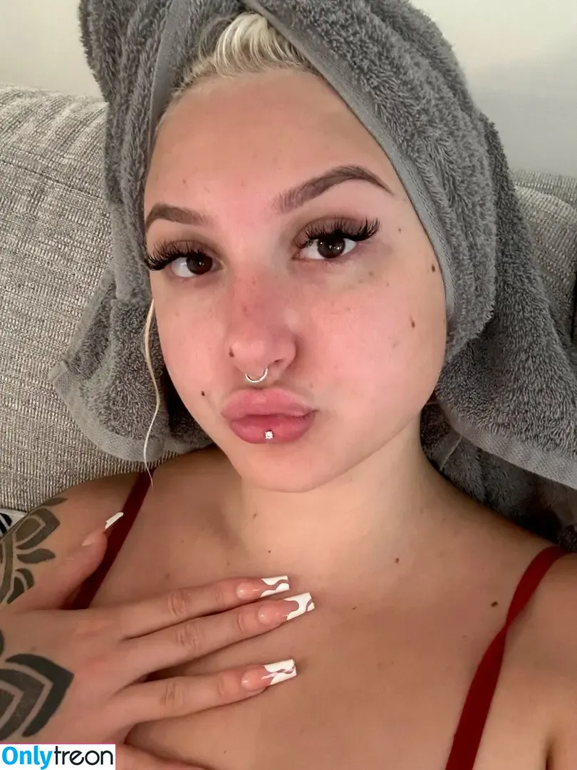 Skylar Vox nude photo #0675 (_skylarvox_ / onlyskylarvox / theskylarvox)