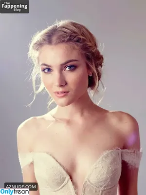 Skyler Samuels / skylersamuels nude photo #0038