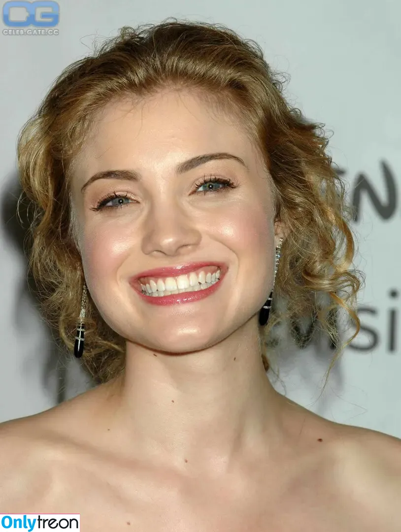 Skyler Samuels nude photo #0028 (skylersamuels)