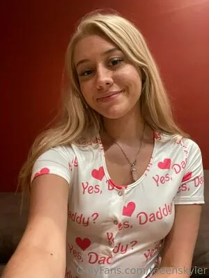 SkylerStormxo nude photo #0005