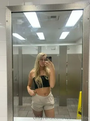 SkylerStormxo nude photo #0012