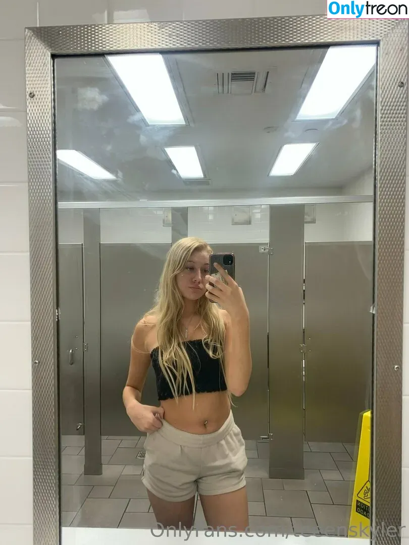 SkylerStormxo nude photo #0012 (SkylerStormxo)