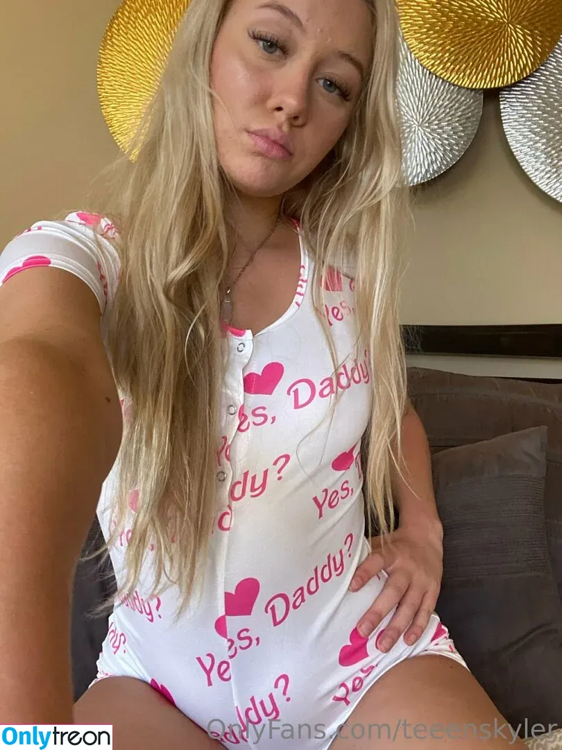 SkylerStormxo nude photo #0114 (SkylerStormxo)