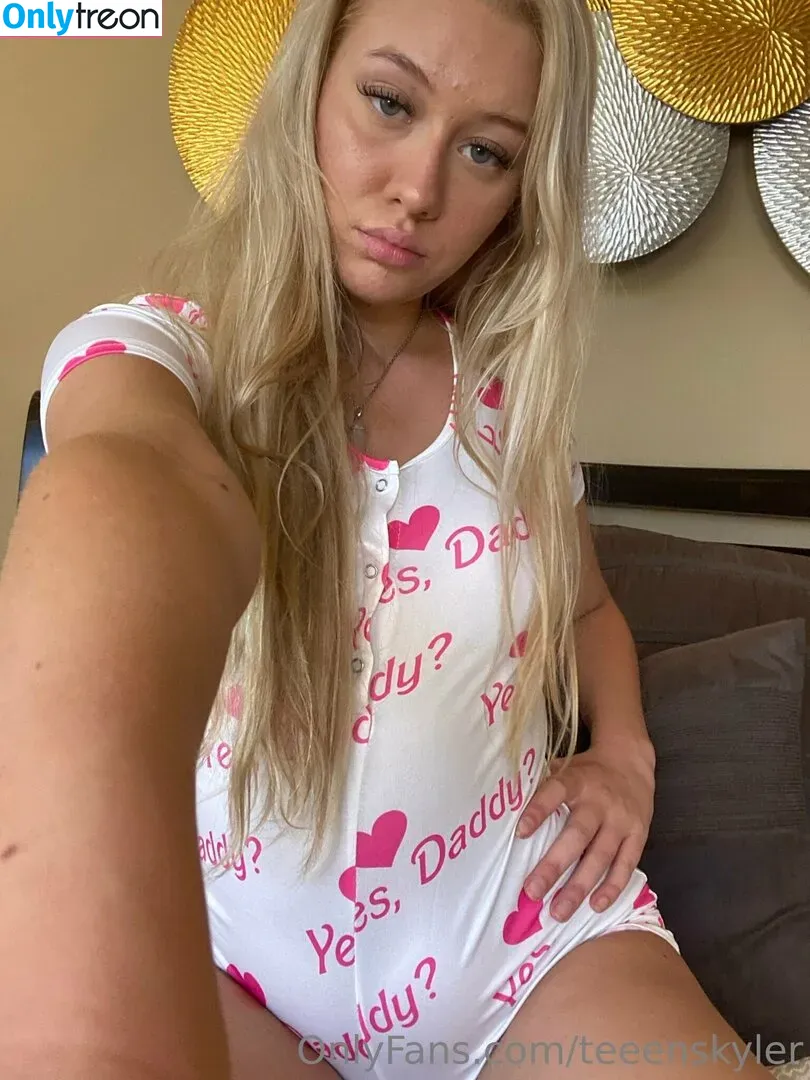 SkylerStormxo nude photo #0115 (SkylerStormxo)