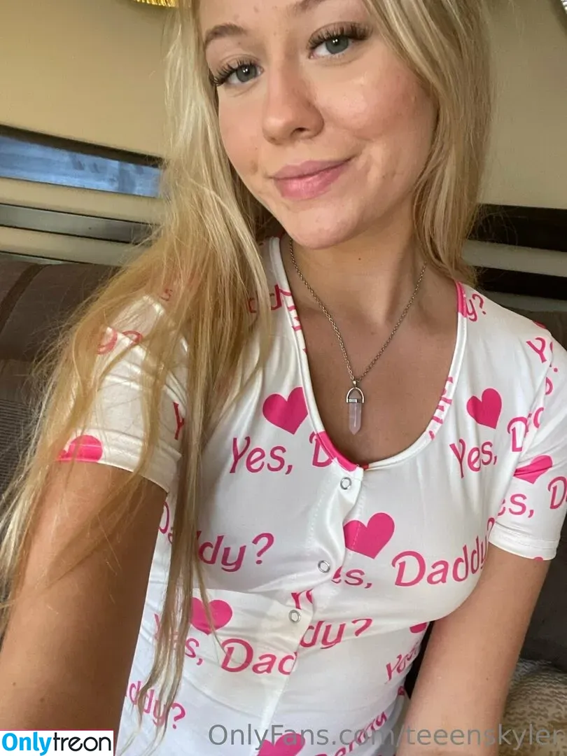 SkylerStormxo nude photo #0119 (SkylerStormxo)