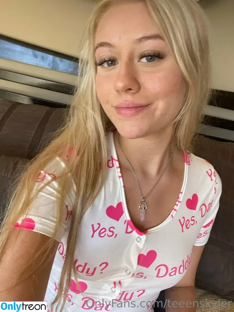 SkylerStormxo nude photo #0120 (SkylerStormxo)