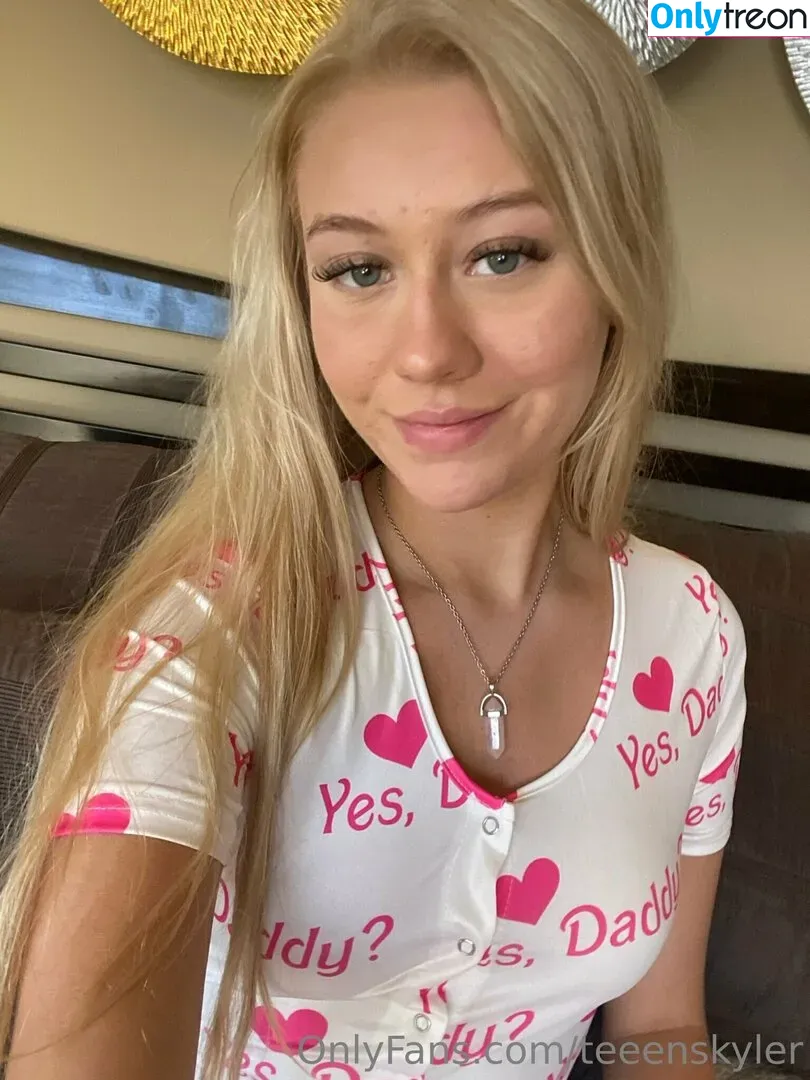 SkylerStormxo nude photo #0121 (SkylerStormxo)