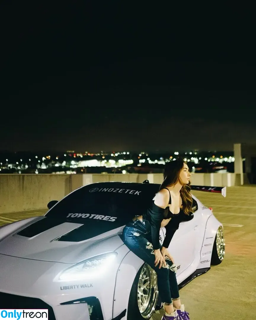 Slaydn nude photo #0006 (Slaydn)