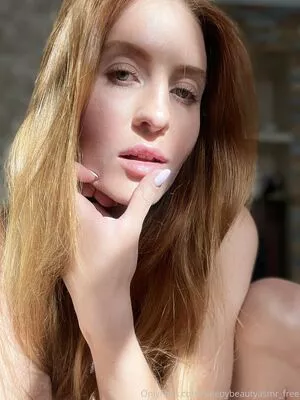 sleepybeautyasmr_free / sleepy_bumblebees nude photo #0024