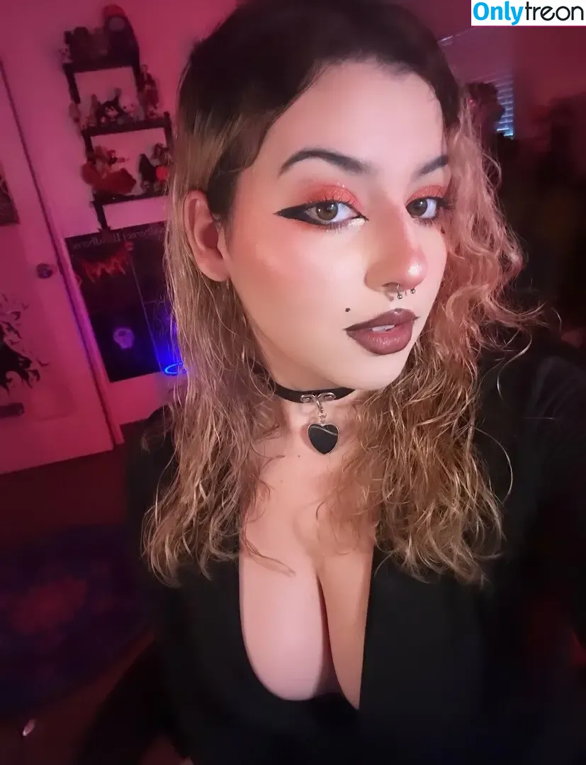 SmokeZenith nude photo #0014 (SmokePenith)