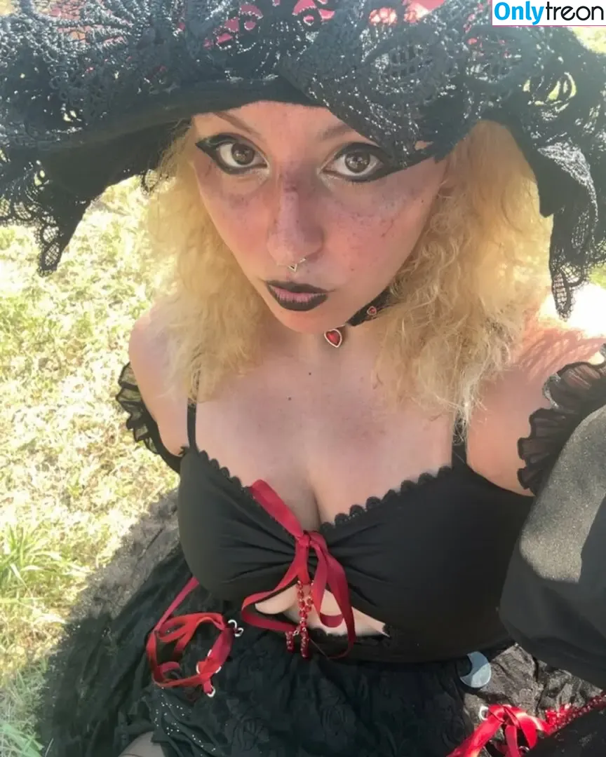 SmokeZenith nude photo #0044 (SmokePenith)
