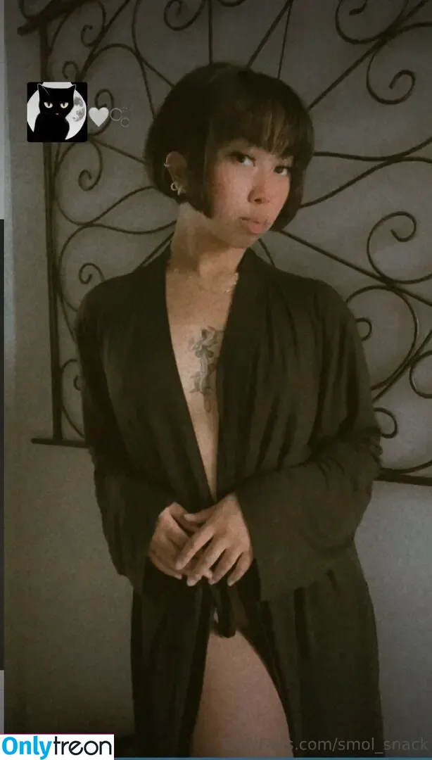 smol_snack nude photo #0013 (smol_snack)