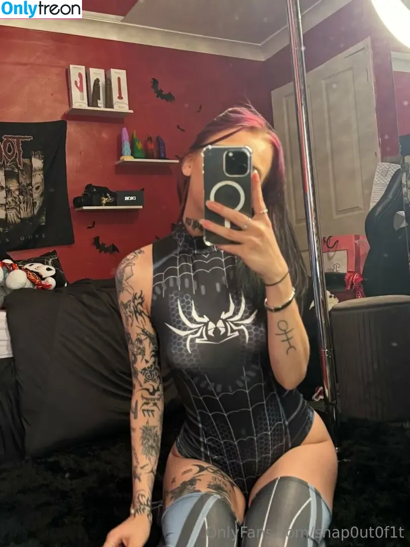 snapoutof1t nude photo #0015 (snapoutof1t)