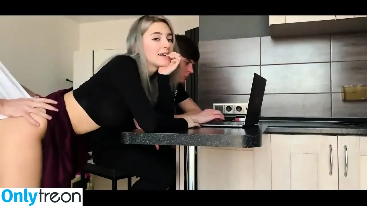 Sneaky Sex nude photo #0001 (Almost Caught / Risky Sex / Unnoticed Sex / zachscud)